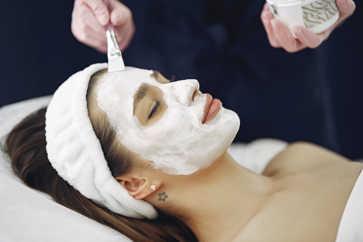 Relaxing beauty treatment experience